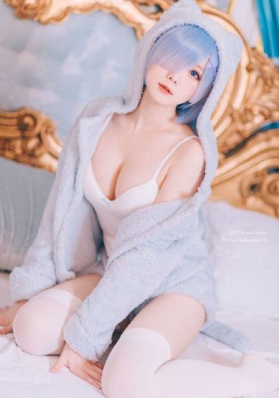 近距离偷拍多位美女嘘嘘_BD英语免费观看韩国