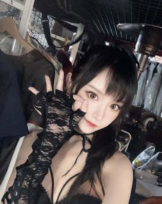 《在异世界迷宫开后宫》_4K在线观看视频